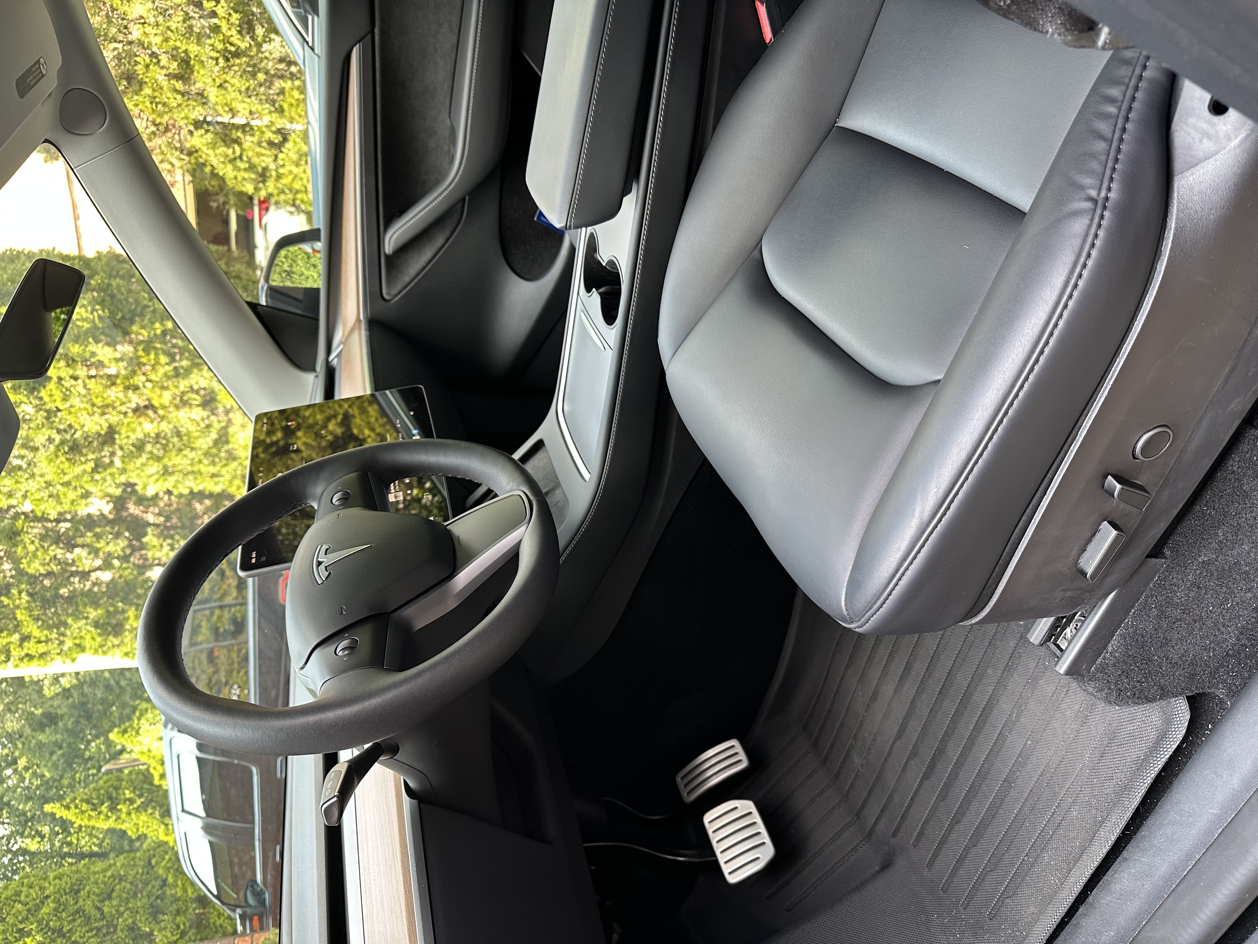 Used 2023 Tesla Model Y Performance AWD/4WD image 9