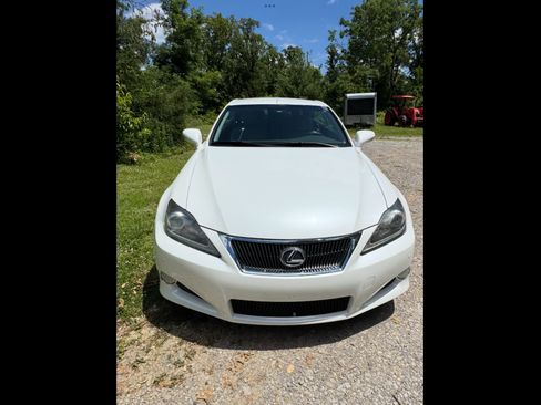 Used 2013 Lexus IS 250C image 10