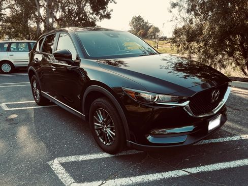 Used 2019 MAZDA CX-5 Touring image 4