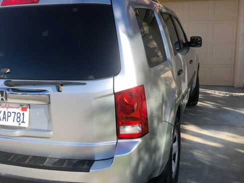 Used 2010 Honda Pilot LX image 10