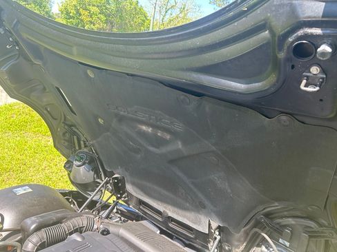 Used 2007 Pontiac Solstice Convertible image 16