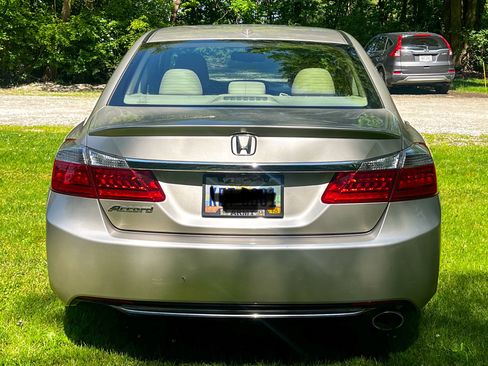 Used 2013 Honda Accord EX-L image 10