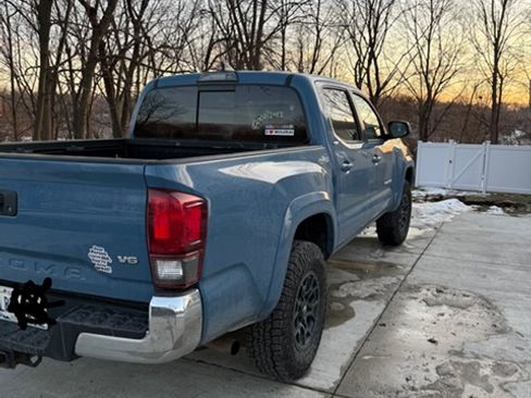 Used 2019 Toyota Tacoma SR5 image 13