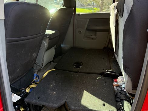 Used 2006 Dodge Ram 2500 Truck SLT w/ Quad Cab Big Horn Value Group image 12