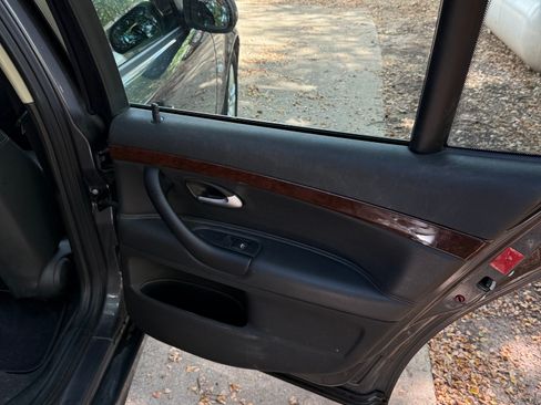 Used 2011 Saab 9-3 Aero image 21