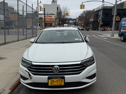 Used 2019 Volkswagen Jetta S w/ Driver Assistance Package image 6