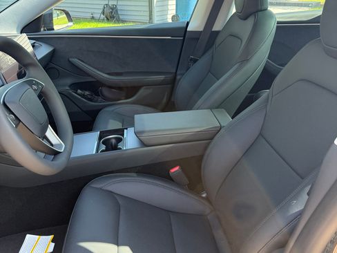 Used 2026 Tesla Model 3 AWD/4WD image 6