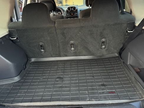 Used 2016 Jeep Patriot Sport image 13