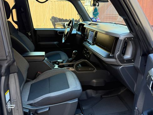 Used 2022 Ford Bronco Big Bend image 23