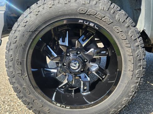 Used 2009 Chevrolet Colorado LT w/ LT Preferred Equipment Group image 9