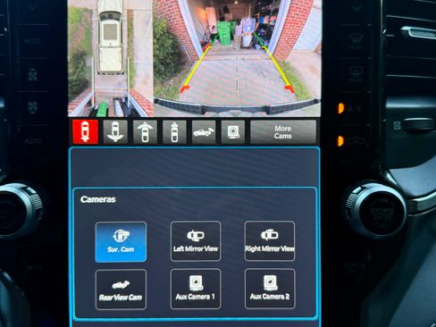 Used 2023 RAM 1500 Limited image 32