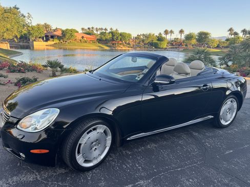 Used 2003 Lexus SC 430 Convertible image 1