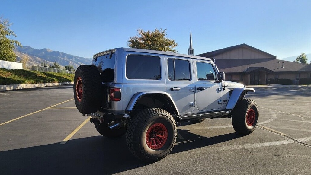 Used 2021 Jeep Wrangler Unlimited Rubicon AWD/4WD image 9