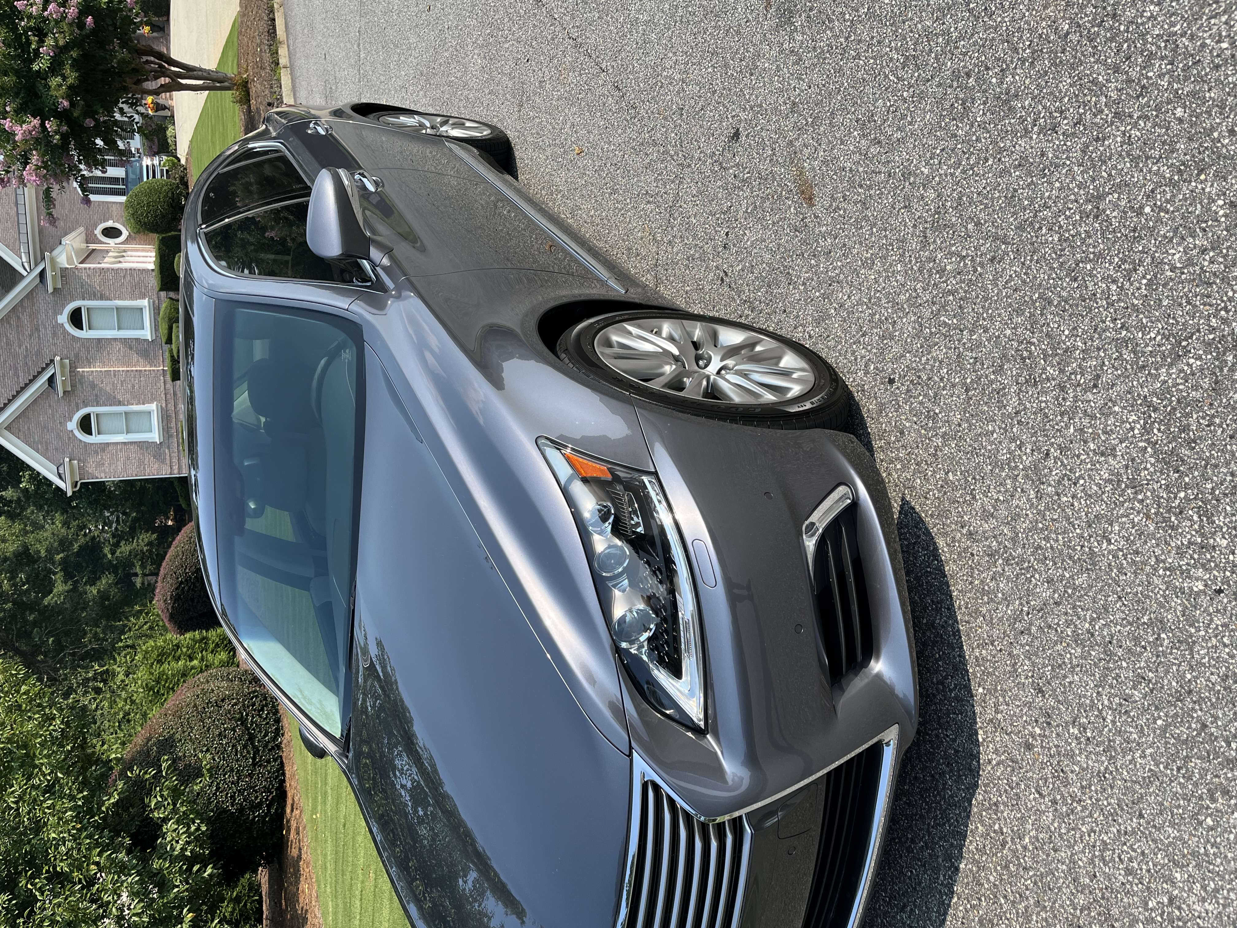 Used 2014 Lexus LS 460 w/ Comfort Package RWD image 4