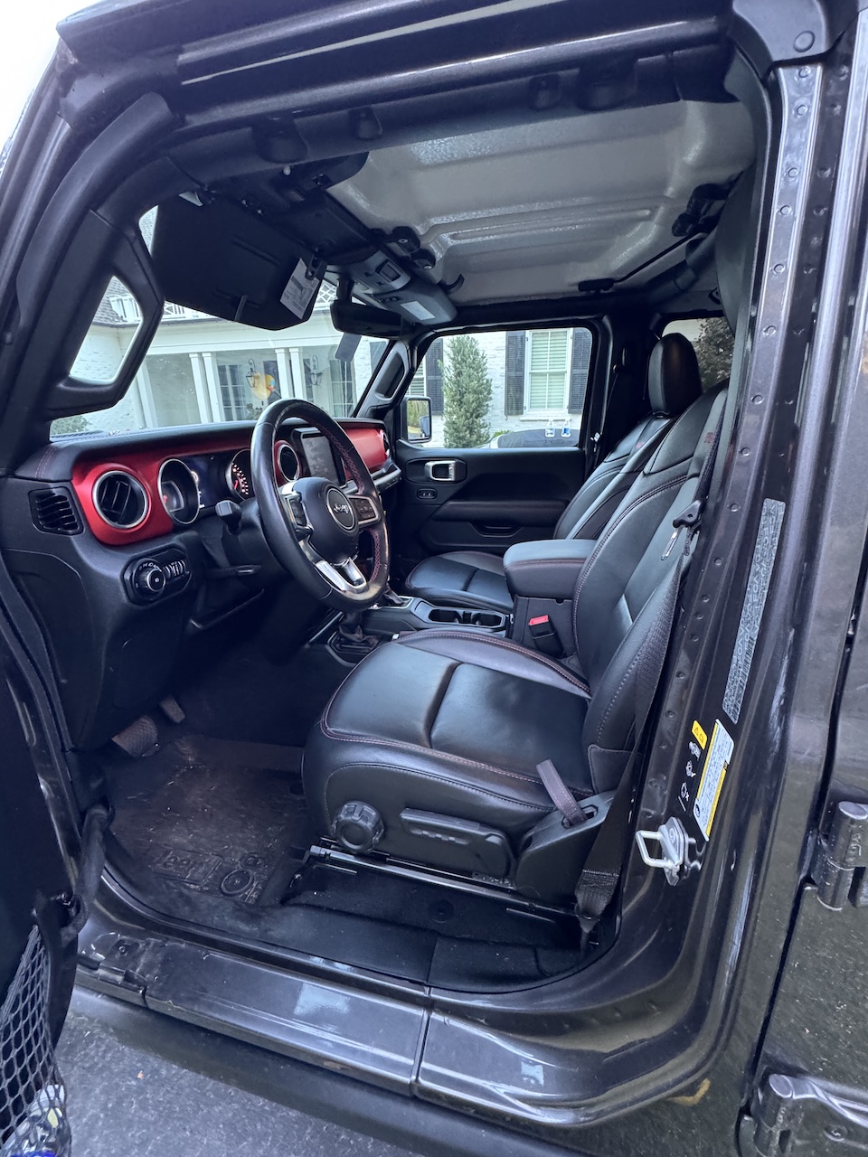 Used 2021 Jeep Wrangler Unlimited Rubicon AWD/4WD image 10