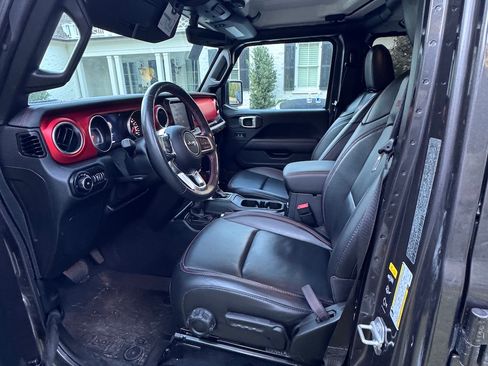 Used 2021 Jeep Wrangler Unlimited Rubicon AWD/4WD image 10