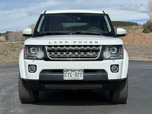 Used 2015 Land Rover LR4 HSE AWD/4WD image 2