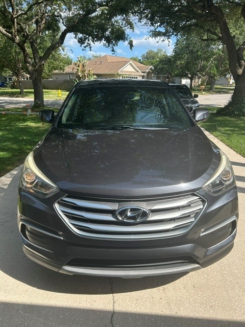 Used 2018 Hyundai Santa Fe Sport FWD image 1