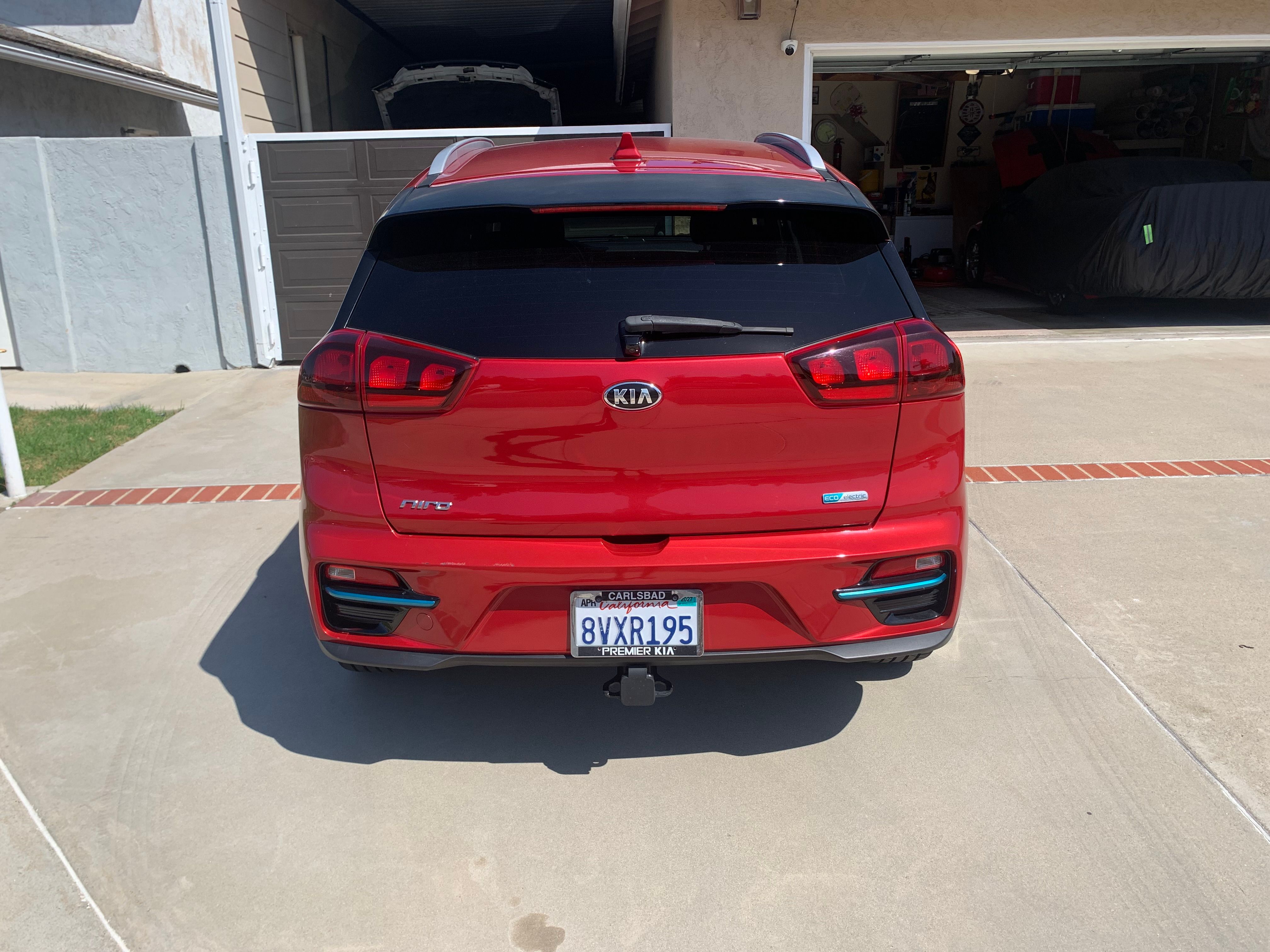 Used 2020 Kia Niro EX w/ Cold Weather Package FWD image 6