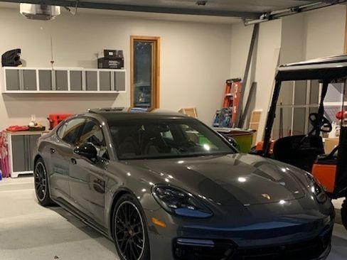 Used 2018 Porsche Panamera 4S AWD/4WD image 1
