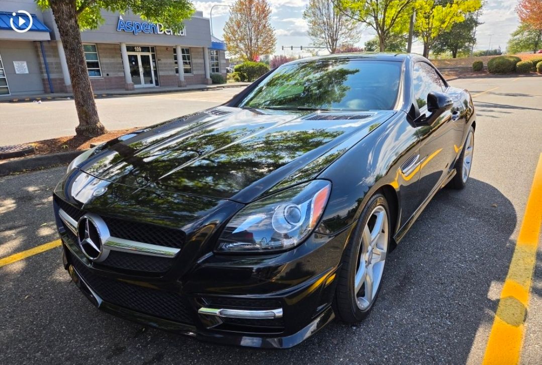 Used 2013 Mercedes-Benz SLK 250 w/ Premium I Pkg image 1