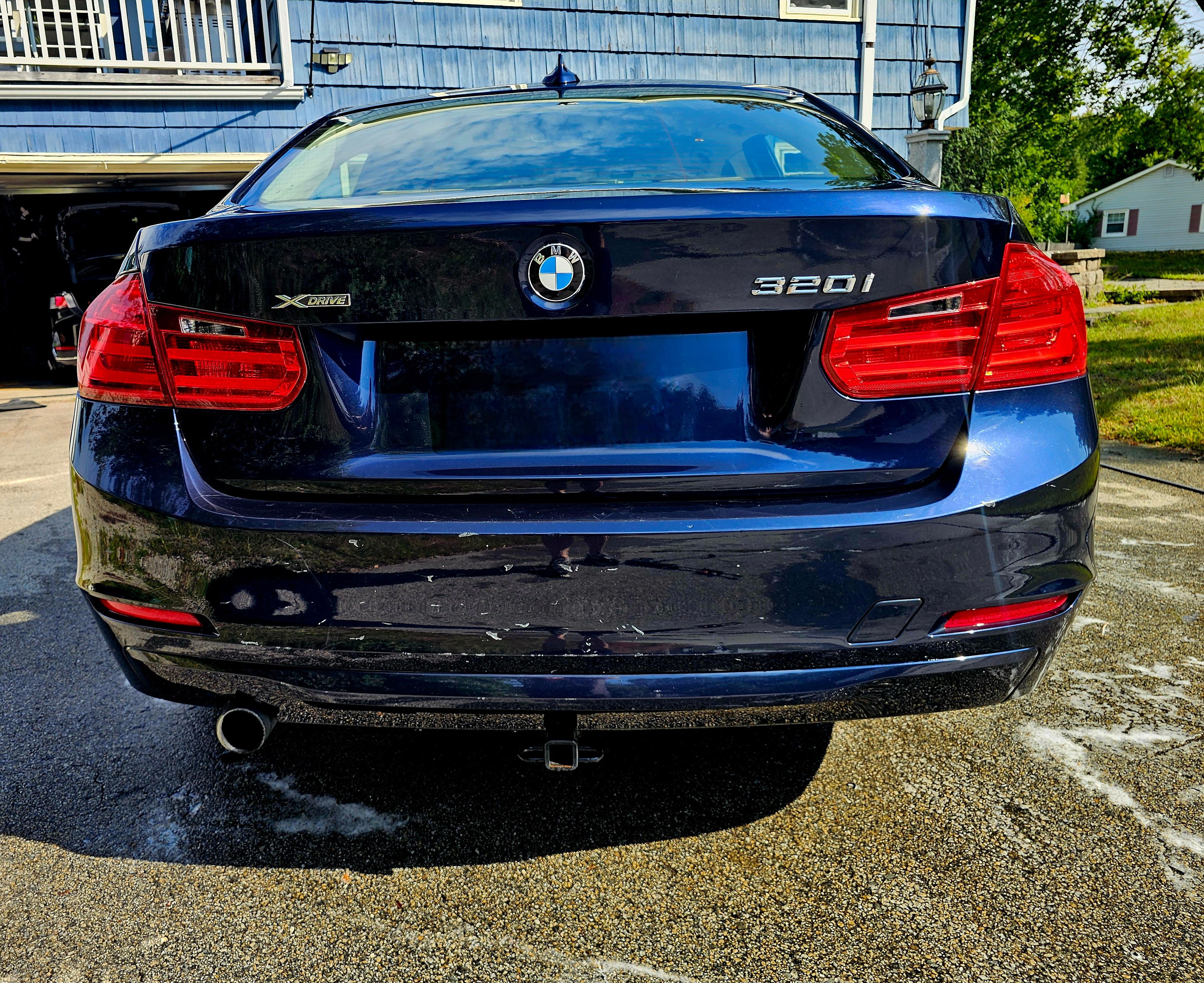 Used 2013 BMW 320i xDrive Sedan AWD/4WD image 8