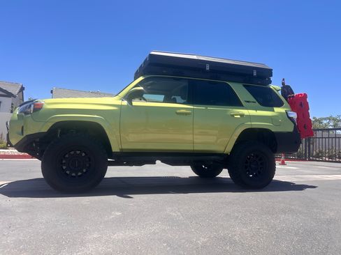 Used 2022 Toyota 4Runner TRD Pro AWD/4WD image 5