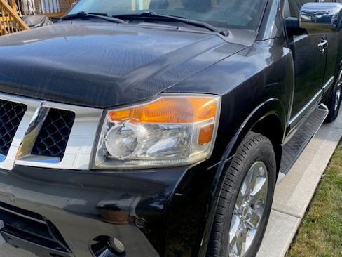 Used 2011 Nissan Armada Platinum image 13