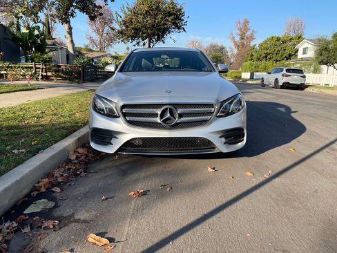 Used 2017 Mercedes-Benz E 300 E 300 Sedan 4D image 2