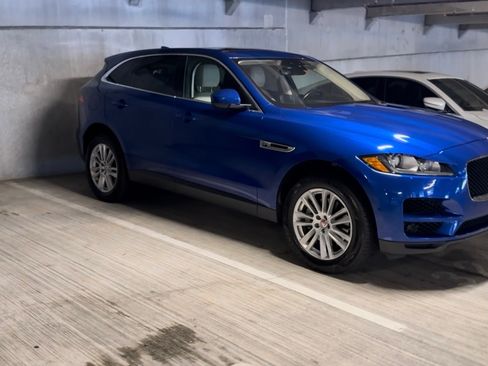 Used 2019 Jaguar F-PACE Prestige AWD/4WD image 1