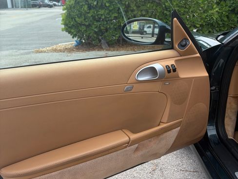 Used 2005 Porsche Boxster S RWD image 13