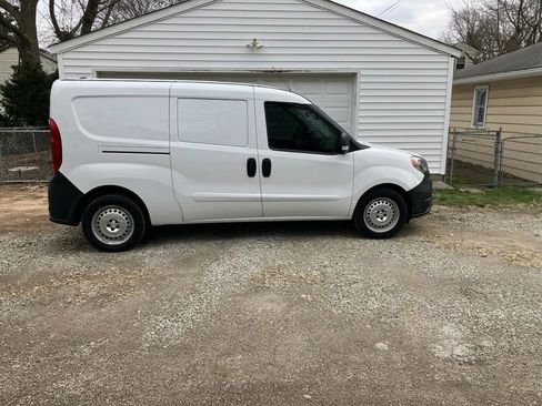 Used 2018 RAM ProMaster City Tradesman image 1