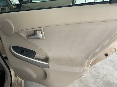 Used 2011 Toyota Prius Three w/ Navigation Pkg FWD image 27