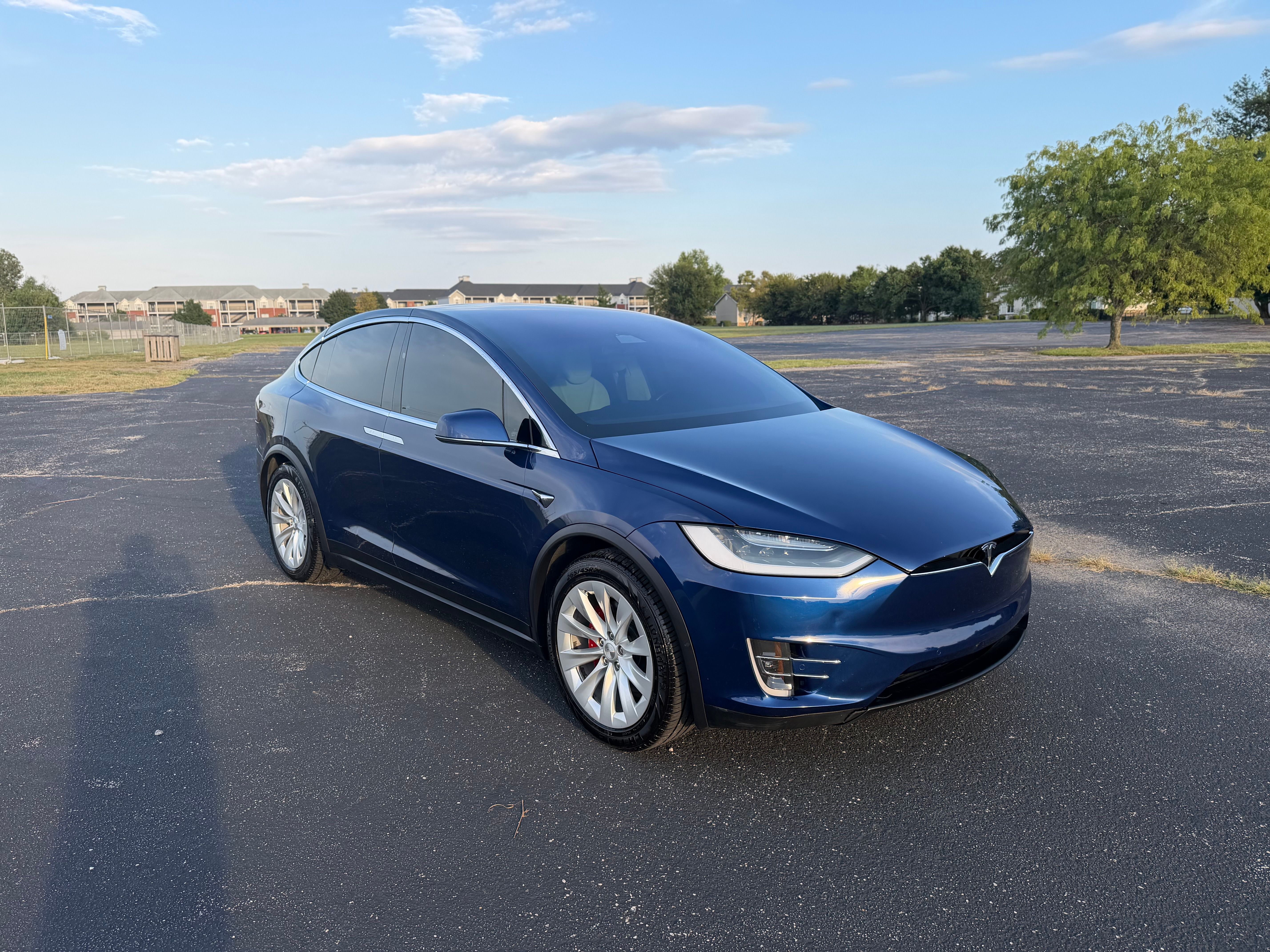 Used 2019 Tesla Model X P100D AWD/4WD image 6