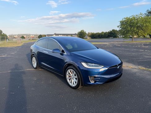 Used 2019 Tesla Model X P100D AWD/4WD image 6