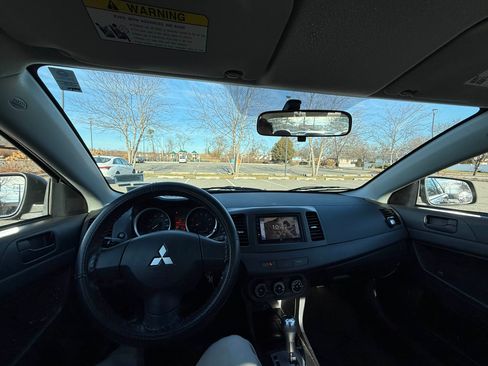 Used 2010 Mitsubishi Lancer DE image 6