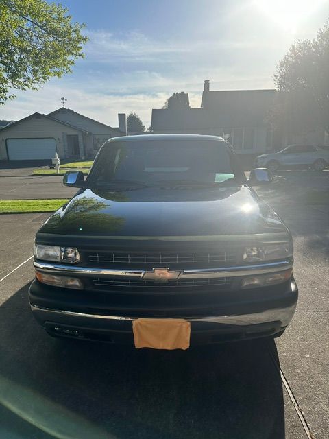 Used 1999 Chevrolet Silverado 1500 LS w/ Off-Road Chassis Pkg AWD/4WD image 2