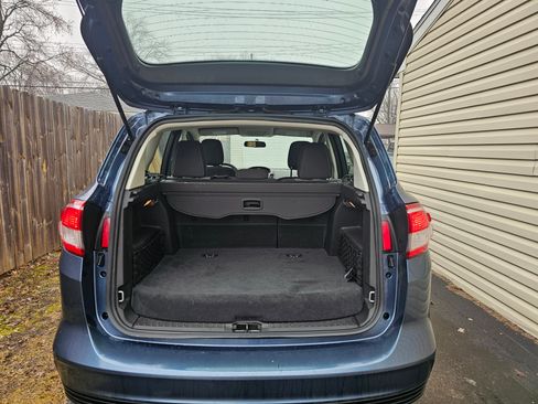 Used 2018 Ford C-MAX SE w/ Cold Weather Package image 5