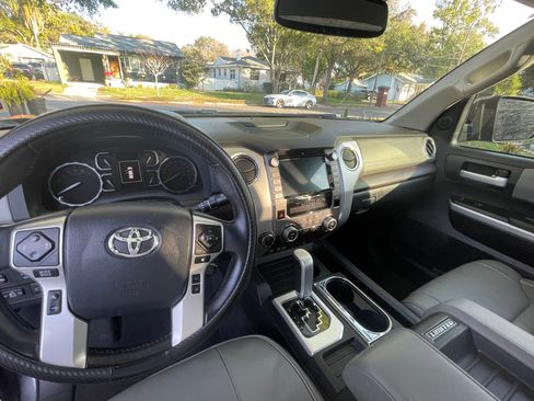 Used 2020 Toyota Tundra Limited image 10