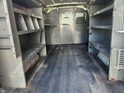 Used 2005 Ford E-250 and Econoline 250 Van 3D