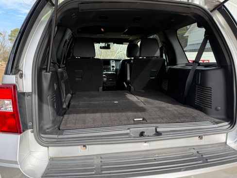 Used 2017 Ford Expedition Limited w/ Equipment Group 301A image 10