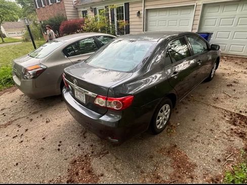 Used 2013 Toyota Corolla L FWD image 4