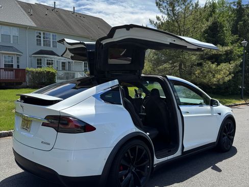 Used 2018 Tesla Model X P100D AWD/4WD image 6