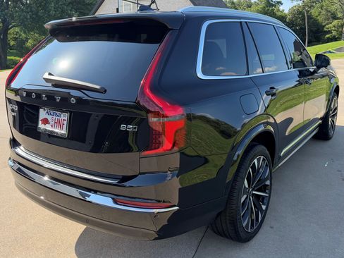 Used 2025 Volvo XC90 B5 Core w/ Climate Package AWD/4WD image 10