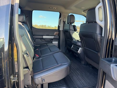 Used 2023 Ford F350 Lariat w/ Lariat Ultimate Package image 20