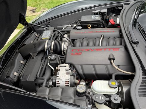 Used 2007 Chevrolet Corvette Convertible RWD image 9