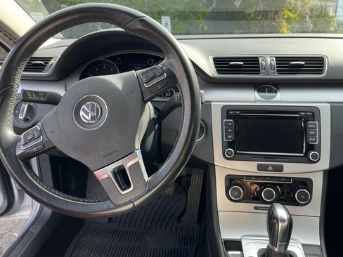 Used 2012 Volkswagen CC R-Line FWD image 18
