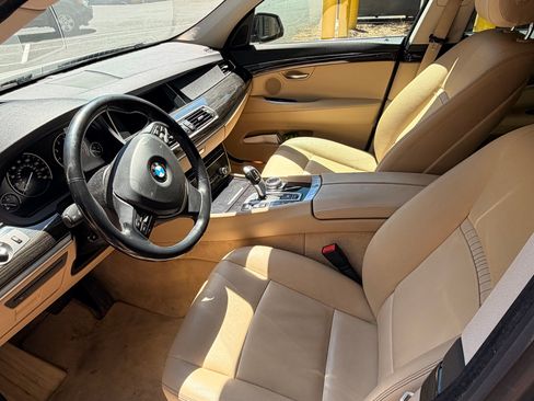 Used 2014 BMW 535i Gran Turismo xDrive AWD/4WD image 6