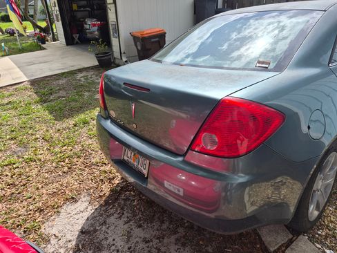 Used 2009 Pontiac G6 Sedan w/ Preferred Package image 6