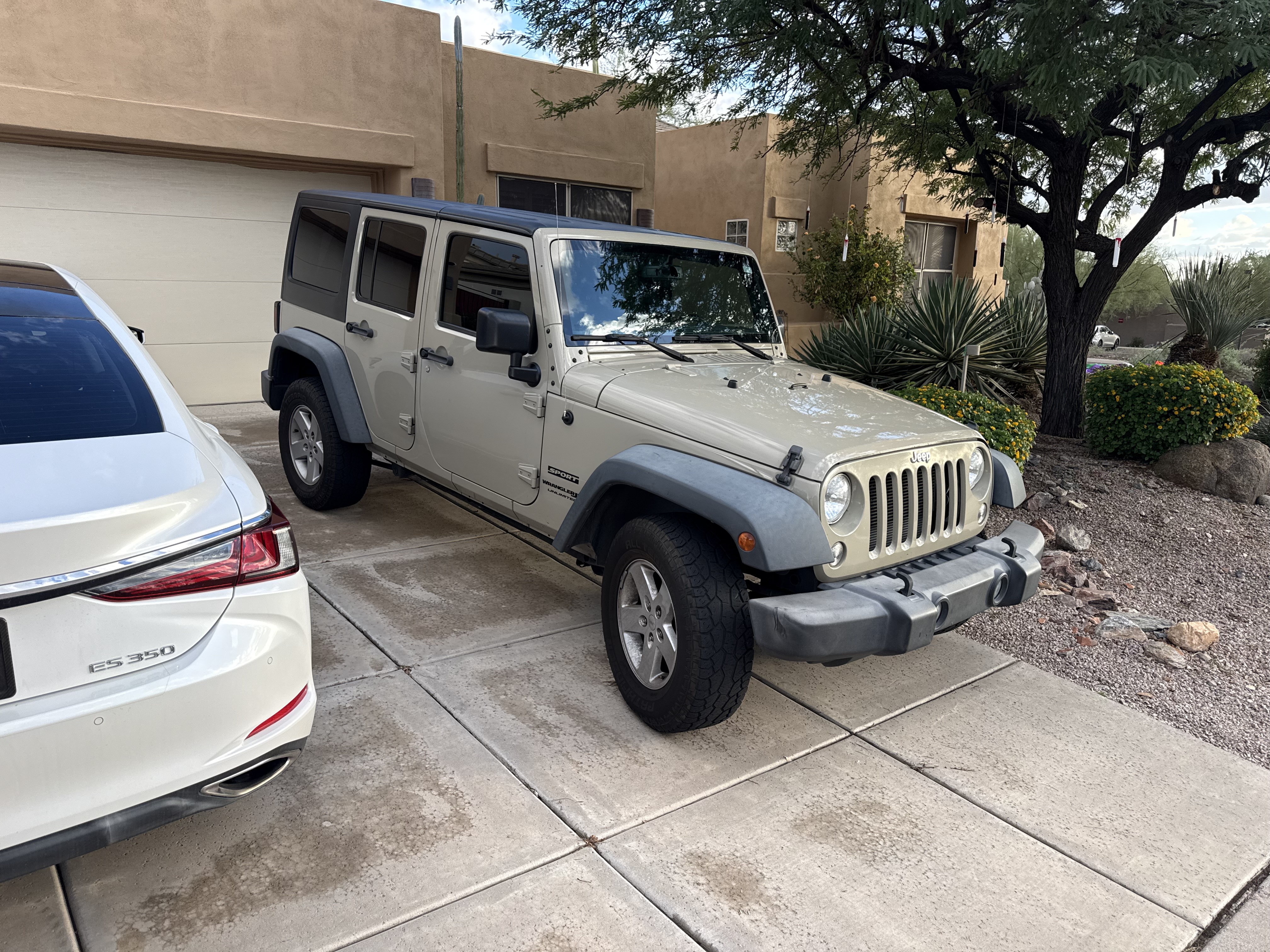 Used 2018 Jeep Wrangler Unlimited Sport S AWD/4WD image 12